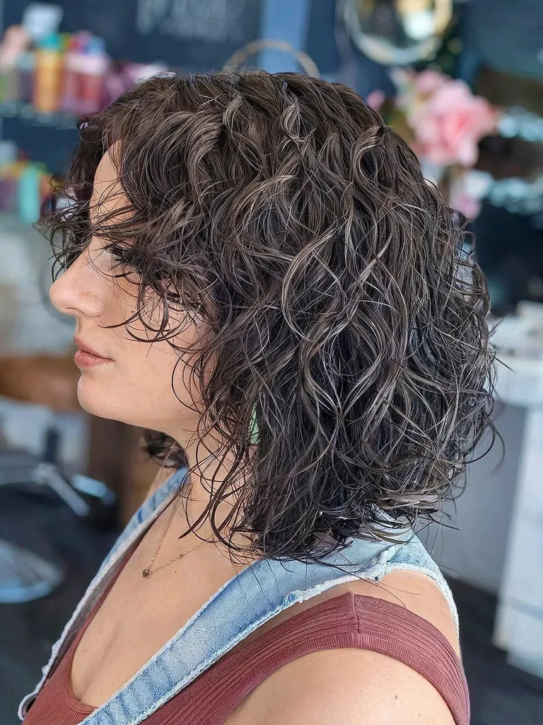 שאגי לוב לילדות מתולתלות' title=