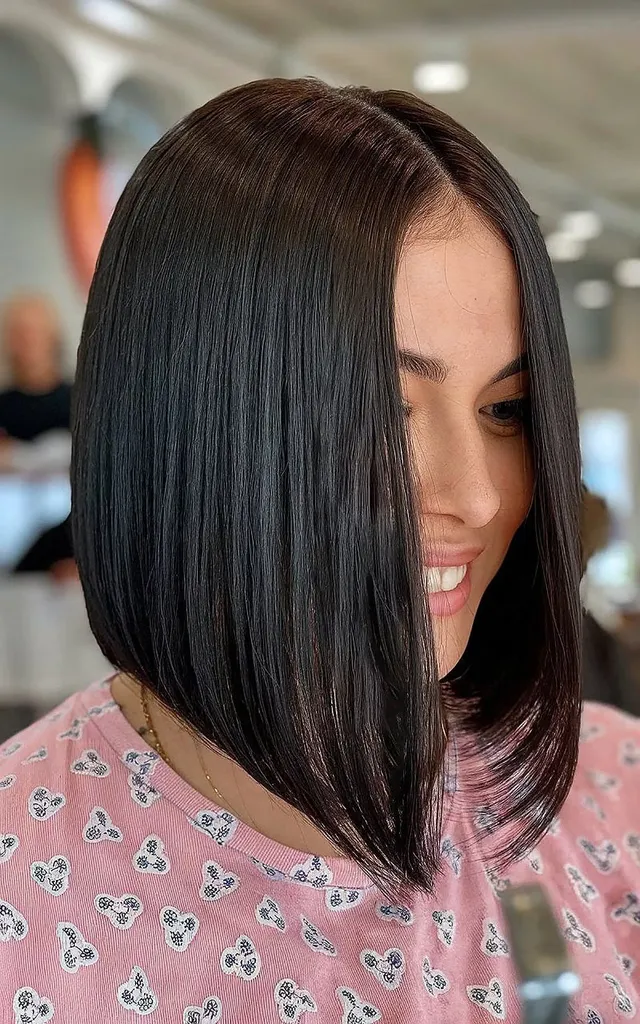 bob marrom escuro com uma ligeira inversão' title=