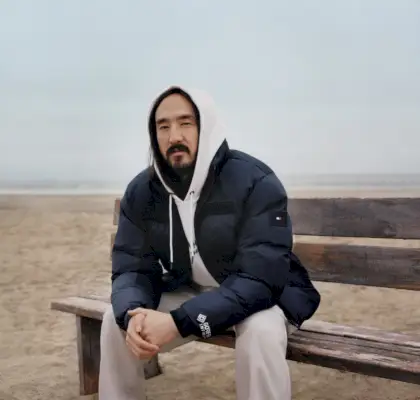 Steve'as Aoki vilki Tommy Hilfiger New York THProtect Puffer striukę.