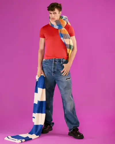 Ondrej Mokoš Model Oversized tørklæde Esprit Denim Kampagne efterår 2022 mænd