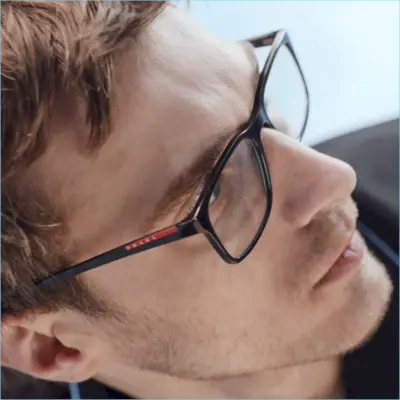 Willy Vanderperre fotografa Clément Chabernaud per Prada Linea Rossa.