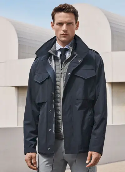 Foran og i midten, Guy Robinson ikler seg Digel.