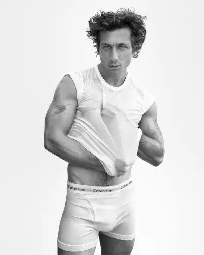 Jeremy Allen Blanc Calvin Klein Sous-vêtements Publicité 2024