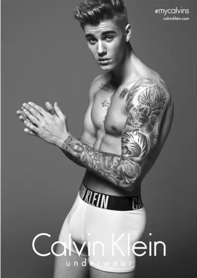 Campagne publicitaire pour les sous-vêtements Justin Bieber Calvin Klein