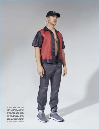 Diplo oblečený v Prade hviezdi na fotení pre L