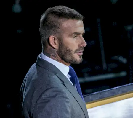 Buzz coupé haut et serré David Beckham 2019