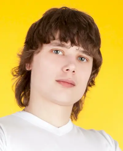 Frange douce coupe loup pour hommes