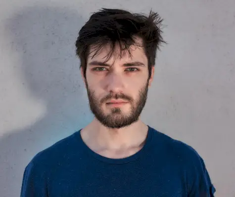 Texturovaný okrajový účes