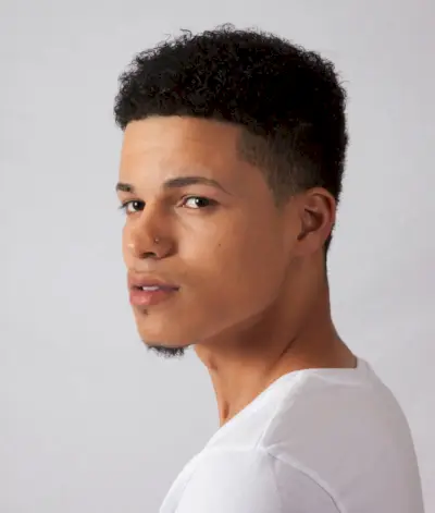 Kudrnatý top s vyblednutím