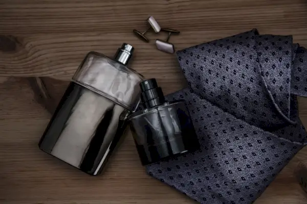 Accesorii pentru bărbați Cologne