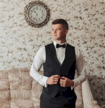 黒のネクタイのドレスコード男性用チョッキ