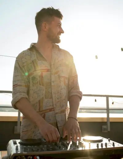 Camisa estampada DJ Hombre