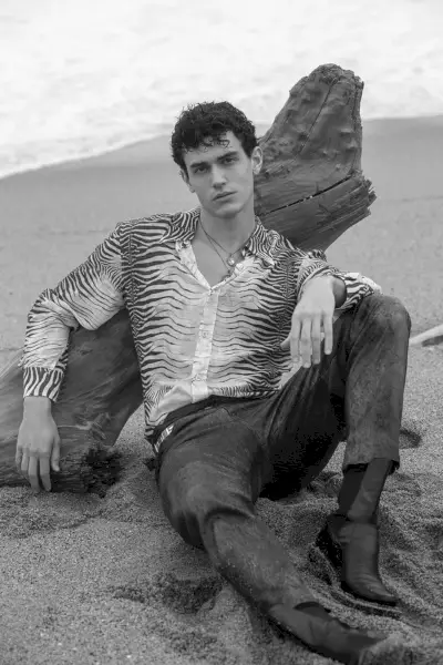 자비에 세라노 2021 퍼블릭 남성 패션 Editorial 003