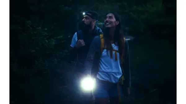 Următorul tău ritual al lunii pline ar trebui să includă o drumeție luminată de lună. Iată de ce