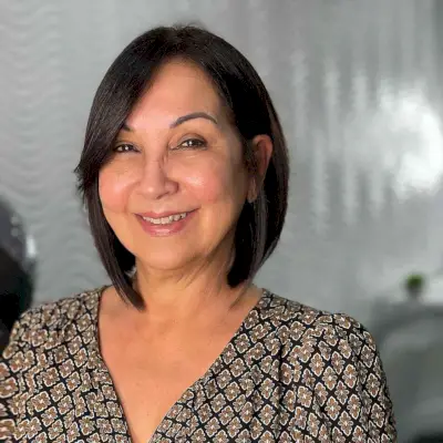 short asymmetrical graduated bob