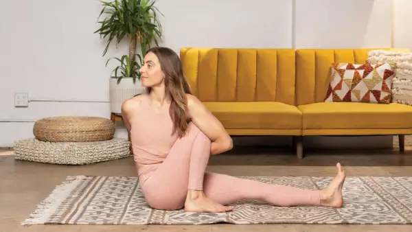 Maria Villella, spinal twist