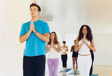 Destress met yoga