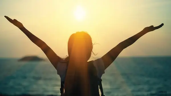 Zdvihnite si náladu týmito éterickými olejmi na vyváženie doshou