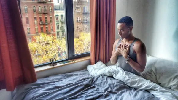 Comment décider si vous devez continuer à pratiquer le yoga en cas de maladie