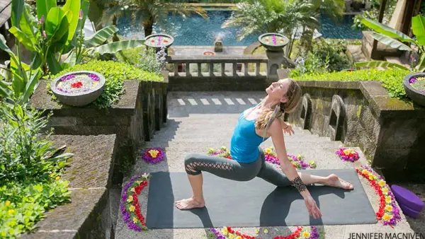 Yoga för mammor: Läkar ditt bäckenbotten