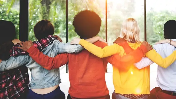 10 moduri Yoga duce la un sex mai bun