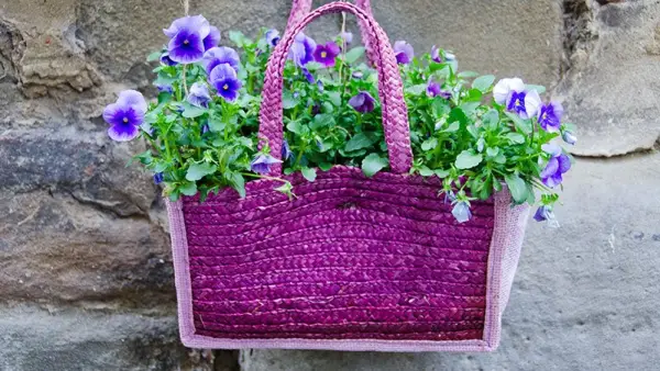 Cloth bags and purses