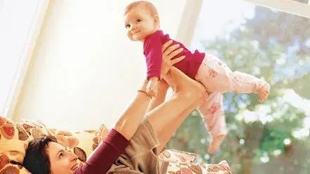 Zábavný průvodce rodinnou jógou