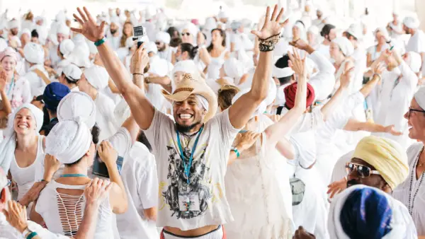 10 moduri de a sărbători vara