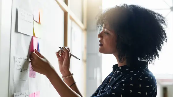 Deze 6 eenvoudige oefeningen kunnen je helpen meer compassie voor jezelf te cultiveren