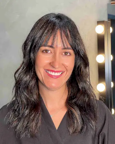 Modern Mid-Length Bangs Hairstyles For Oval Faces