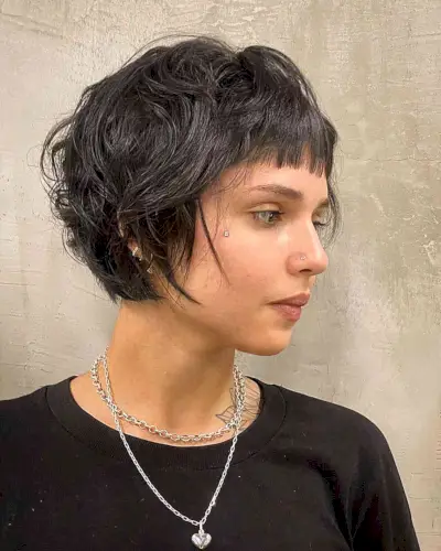 Cute Messy Bob with Choppy Short Bangs