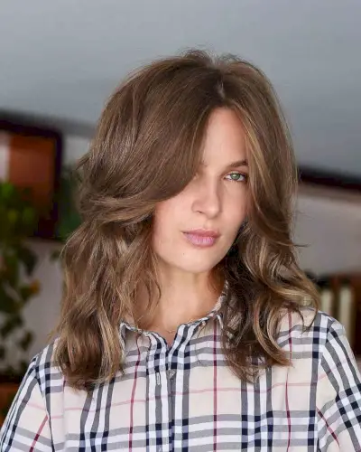 Curtain Fringe and Internal Layers for Square Faces