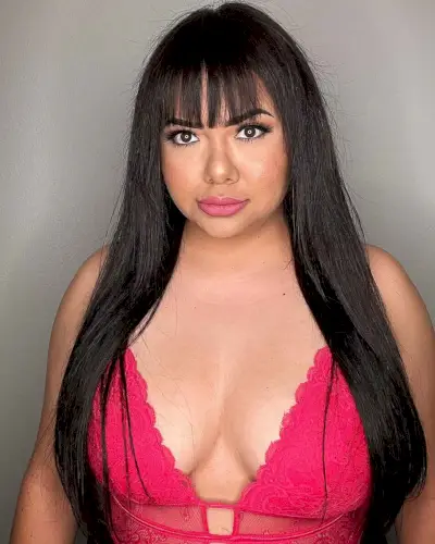 Thin Bangs on Long, Straight Hair