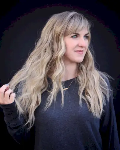 Short Side-Swept Fringe