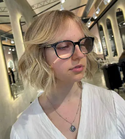 Thin Curtain Bangs for Short, Wavy Hair