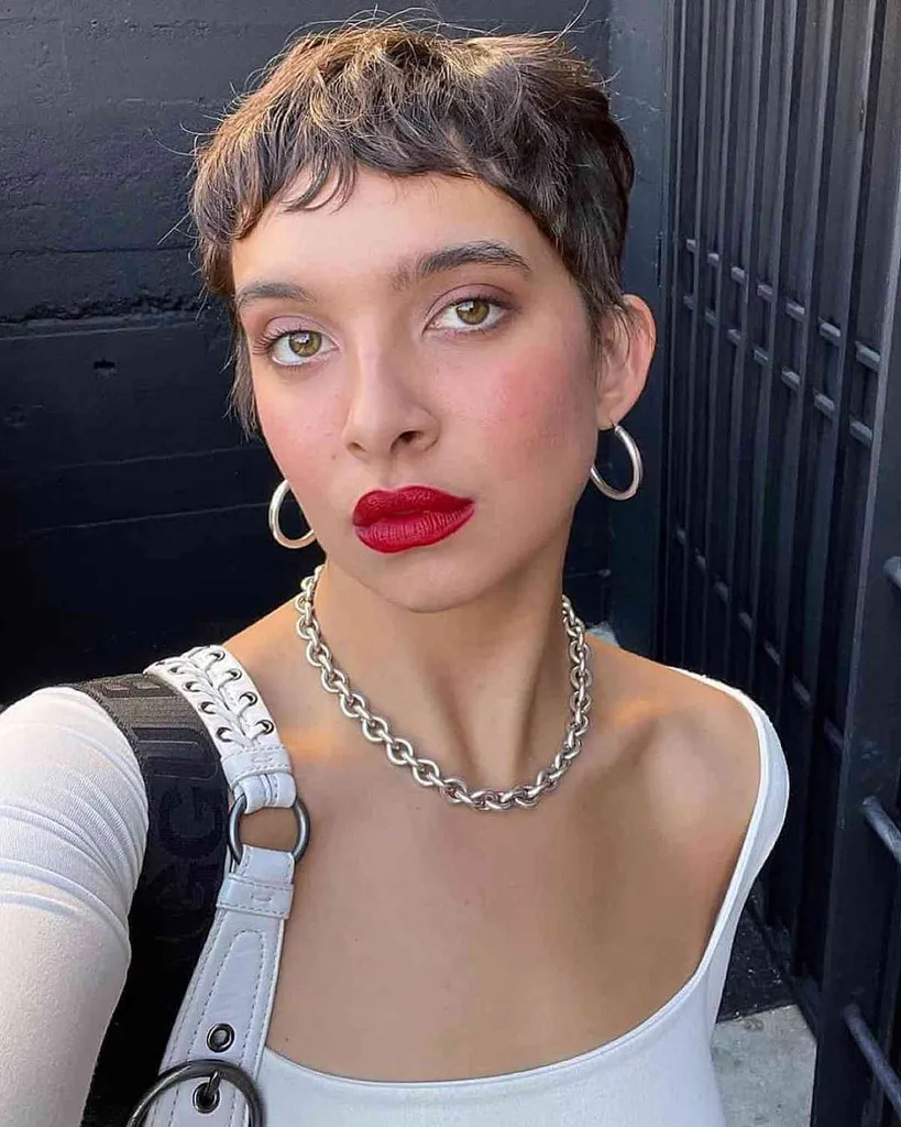 43 franges chics et agitées pour les femmes