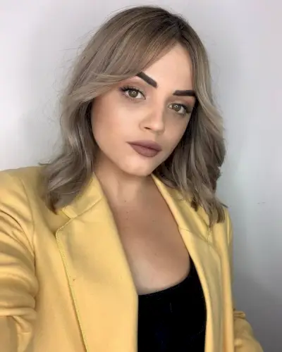 Modern Long curtain bangs for shoulder-length hair