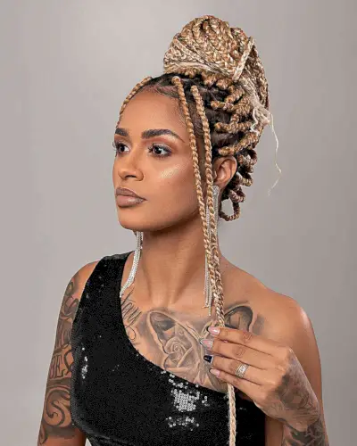 Rooted Blonde Box Braids