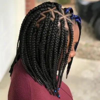 Short triangle box braids