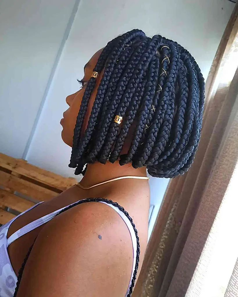 Krátke Jumbo Box Braids' title=