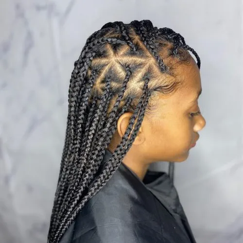 Impletituri triunghi lungi pentru par subtire' title=