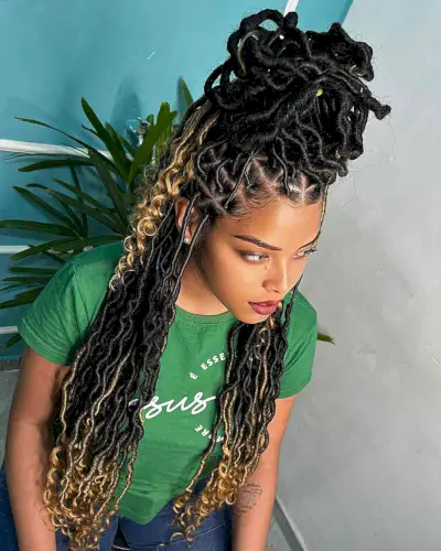 Half Up, Half Down Triangle Box Braids