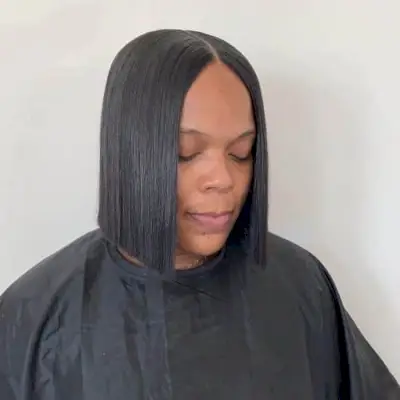 short middle part bob hairstyle for black woman