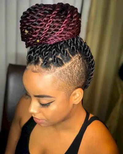 Lemonade twists with bun