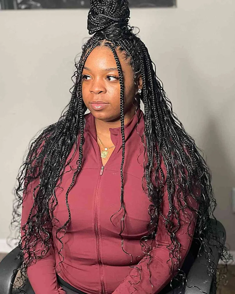 Czeskie warkocze w kształcie pudełka, do pasa, z małym kokiem' title=