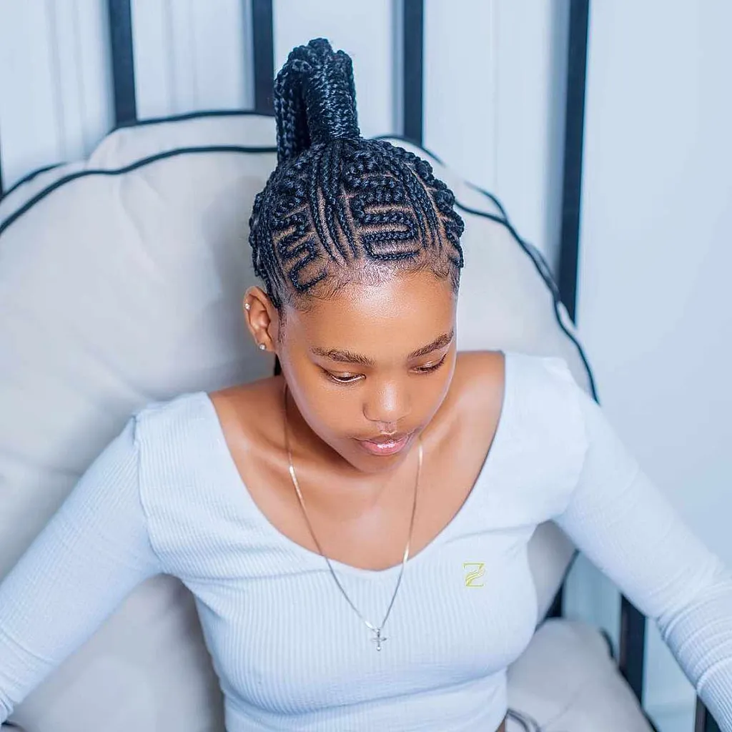 Ochronne niesamowite perwersyjne warkocze' title=