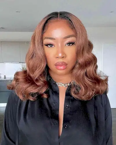 Mid-Length Wavy Hair for Black Ladies