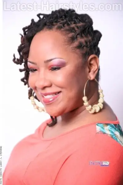 Sculpted Shoulder Length Locs