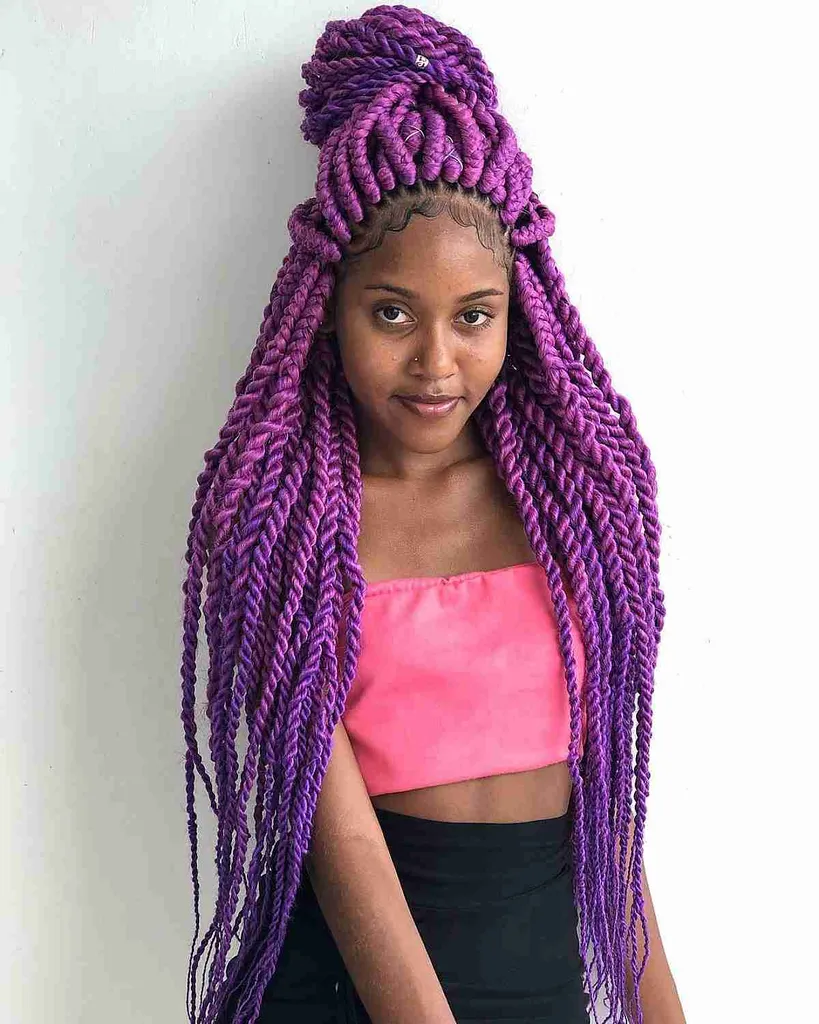 52 nejžhavějších stylů točených copánků trendů v roce 2026' title=