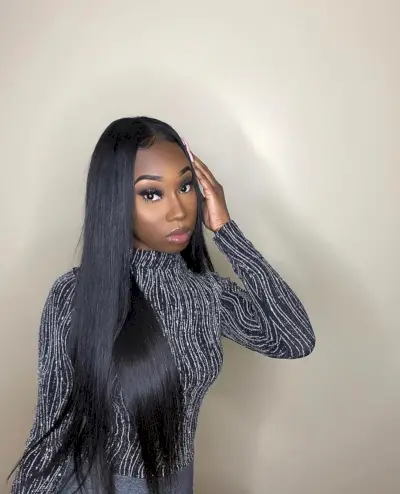 sew in black hairstyle